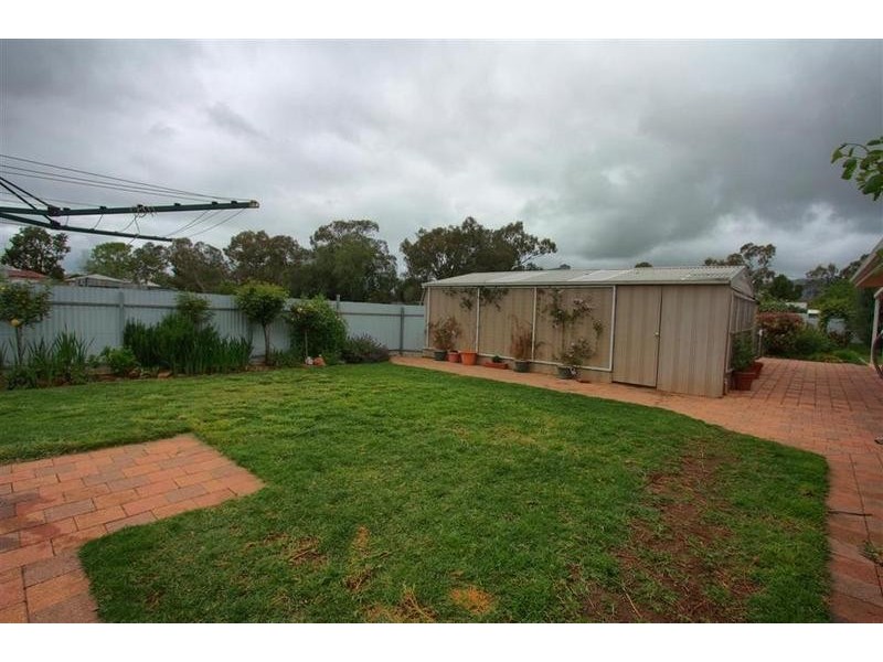 13 John Street, The Rock NSW 2655