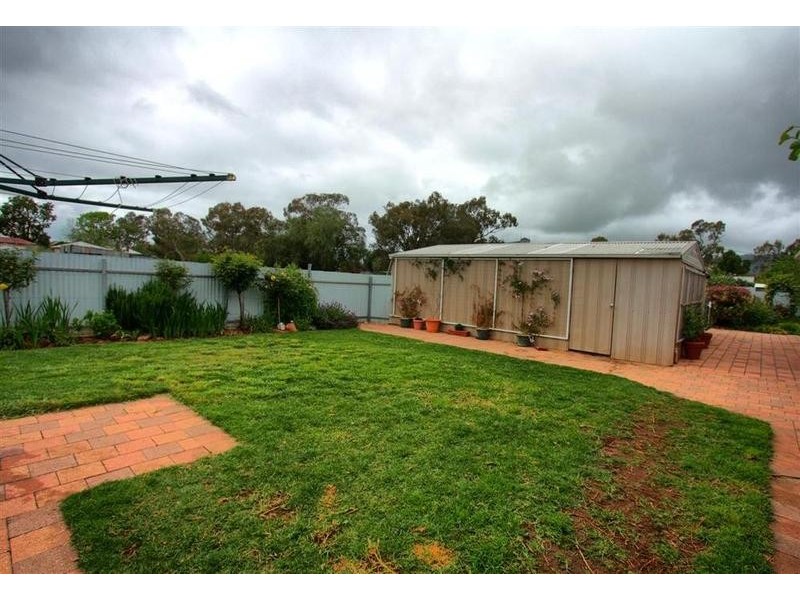 13 John Street, The Rock NSW 2655