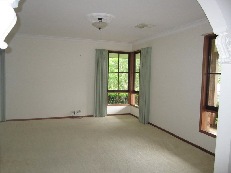 10 Spokes Street, Kooringal NSW 2650