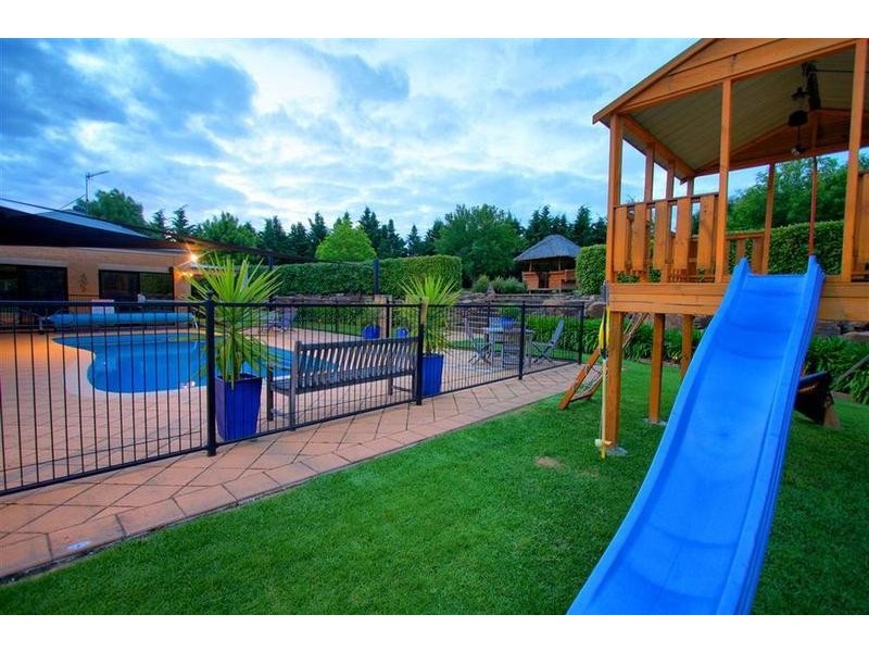 5 Viola Place, Springvale NSW 2650