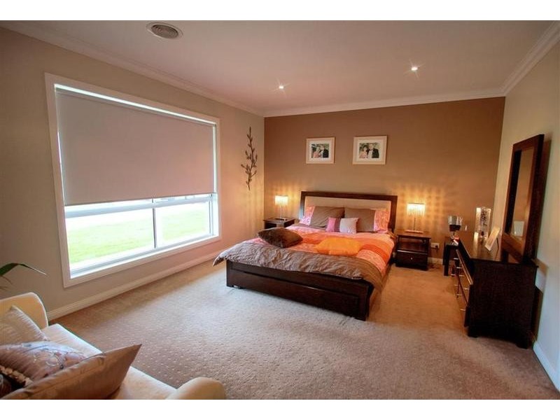 1 Hovea Place, Springvale NSW 2650