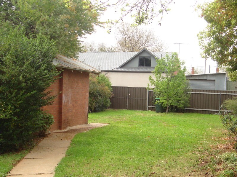 69A Thorne Street, Wagga Wagga NSW 2650