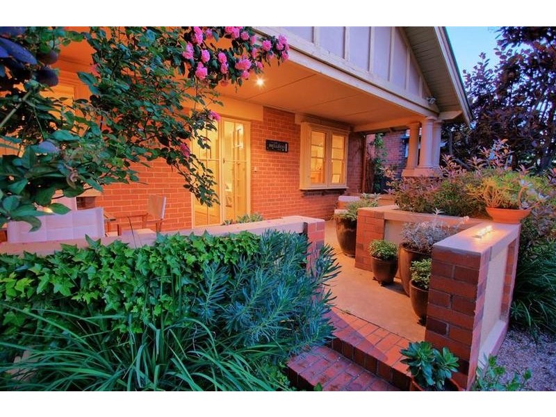 71 Thorne Street, Wagga Wagga NSW 2650