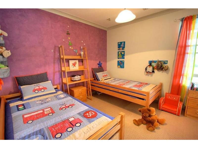 8 Dalton Street, Turvey Park NSW 2650