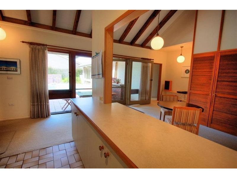 23 Dalkeith Avenue, Lake Albert NSW 2650