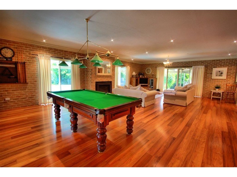 15 Sycamore Road, Lake Albert NSW 2650