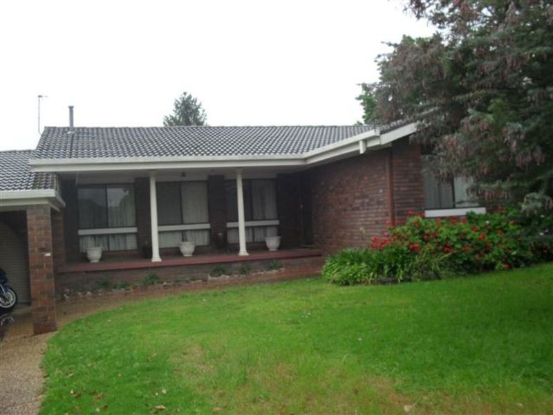 5 Moran Street, Tolland NSW 2650