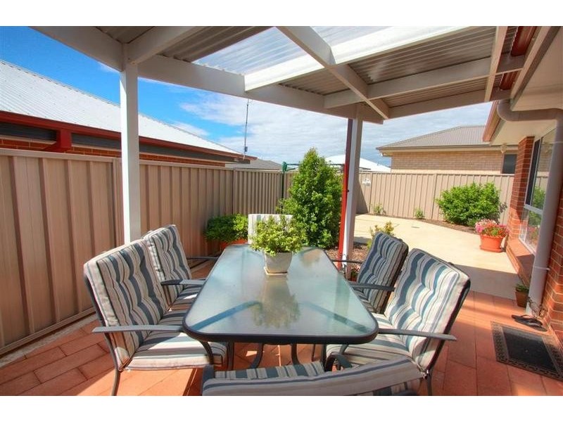 65 Grinton Avenue, Wagga Wagga NSW 2650