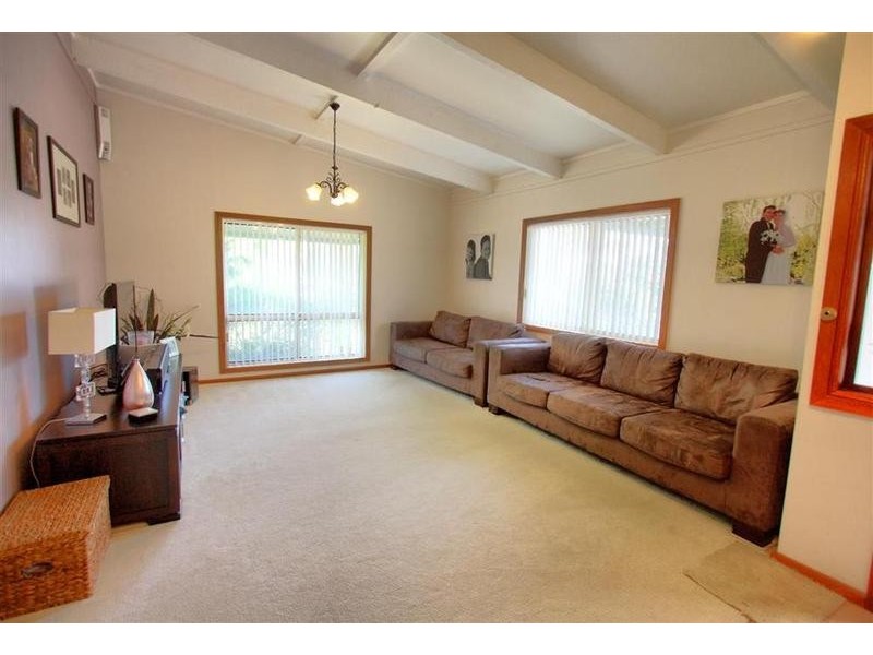 34 Eldershaw Drive, Forest Hill NSW 2651