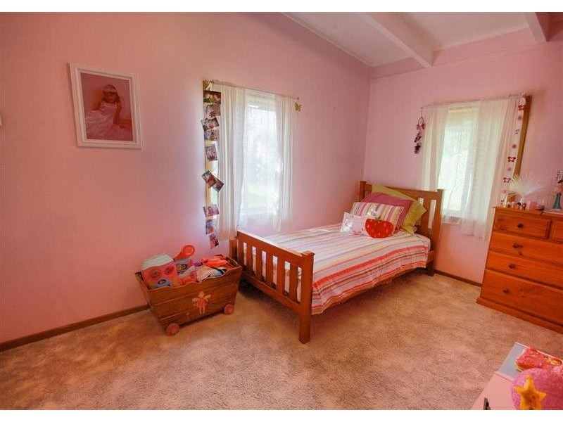 34 Eldershaw Drive, Forest Hill NSW 2651