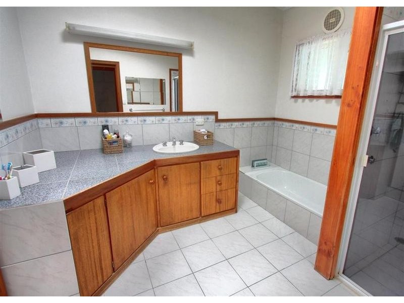 34 Eldershaw Drive, Forest Hill NSW 2651