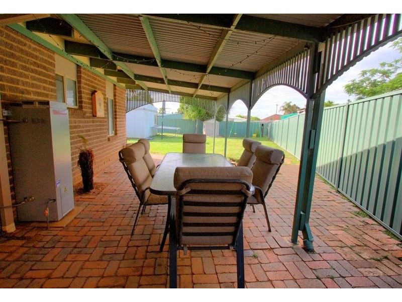 34 Eldershaw Drive, Forest Hill NSW 2651