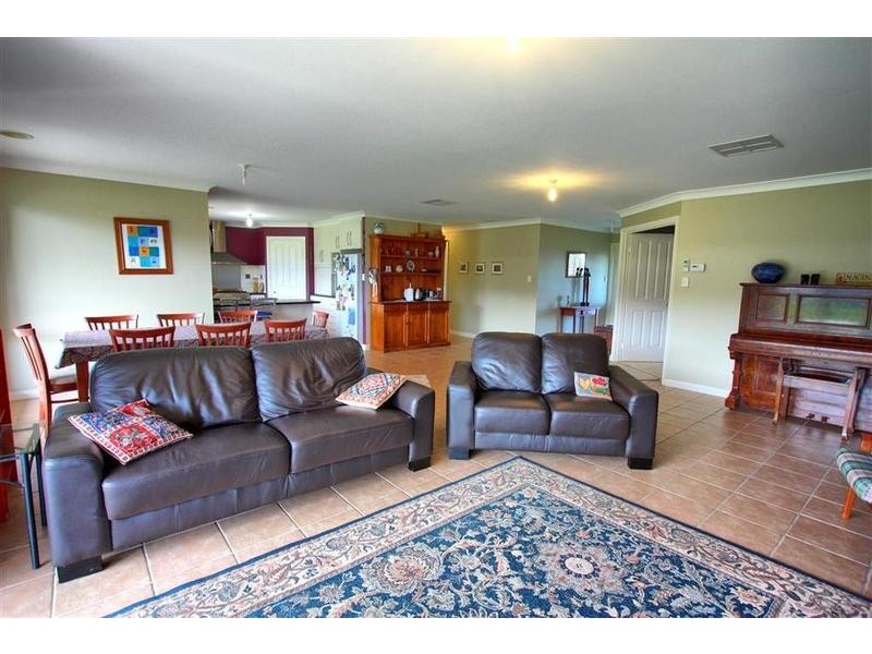 19 Indigo Drive, Springvale NSW 2650