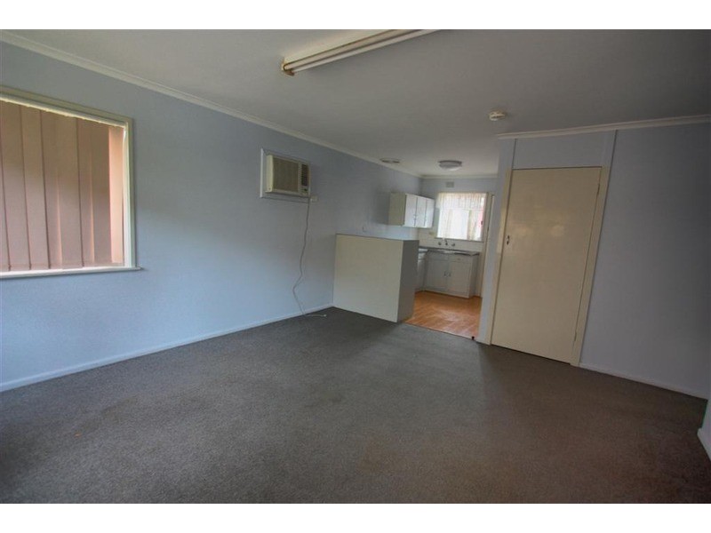 1/10 Higgins Avenue, Wagga Wagga NSW 2650