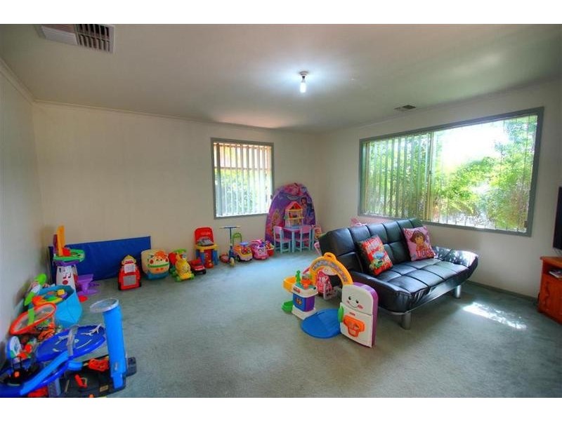 37 Faye Avenue, Kooringal NSW 2650