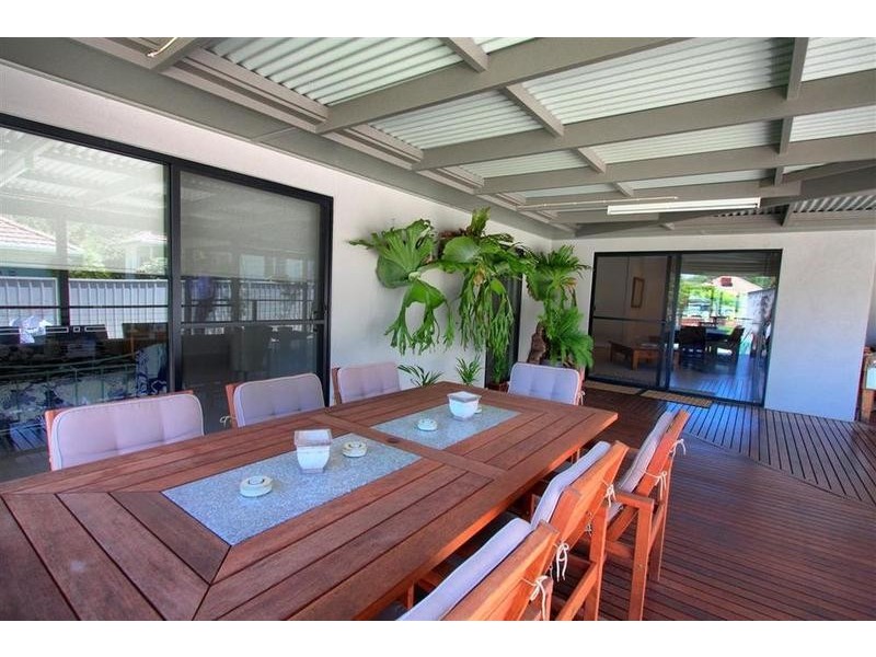 4 Urana Street, Turvey Park NSW 2650