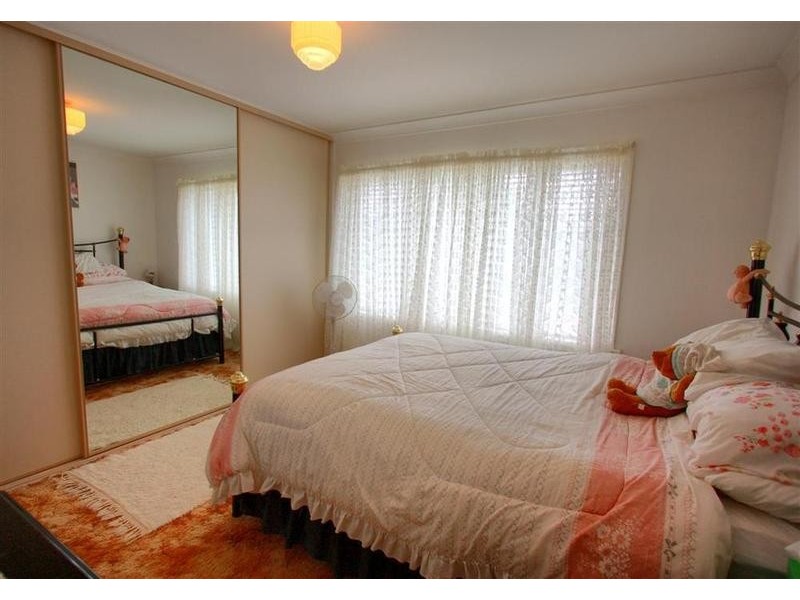 52 White Avenue, Kooringal NSW 2650