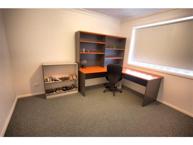11 Brownlow Drive, Bourkelands NSW 2650