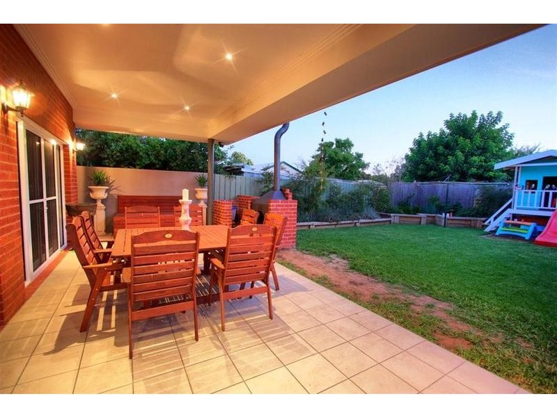 10 Gormly Avenue, Wagga Wagga NSW 2650