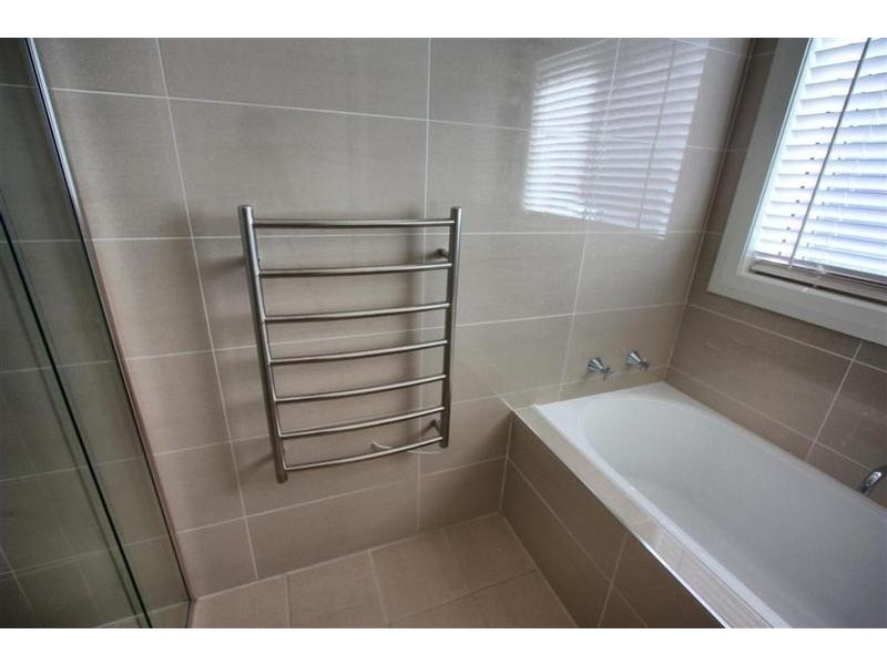 10 Gormly Avenue, Wagga Wagga NSW 2650