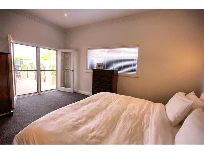 10 Gormly Avenue, Wagga Wagga NSW 2650