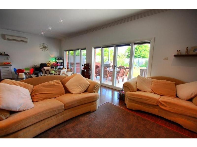 10 Gormly Avenue, Wagga Wagga NSW 2650