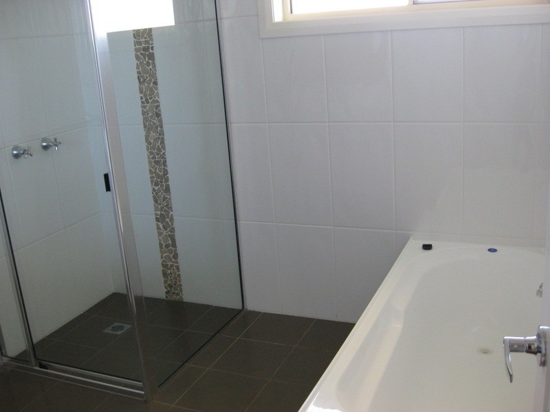 1 Tocal Street, Bourkelands NSW 2650