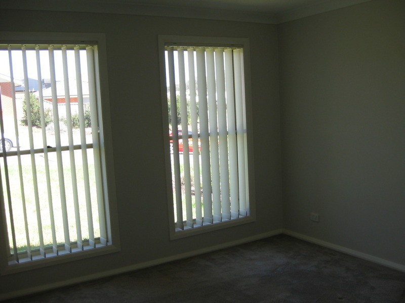 1 Tocal Street, Bourkelands NSW 2650