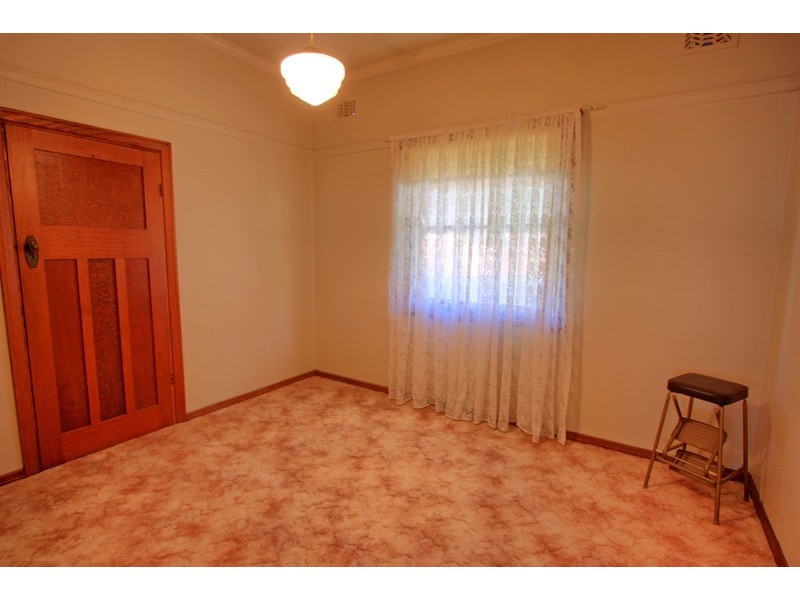 16 Darlow Street, Wagga Wagga NSW 2650