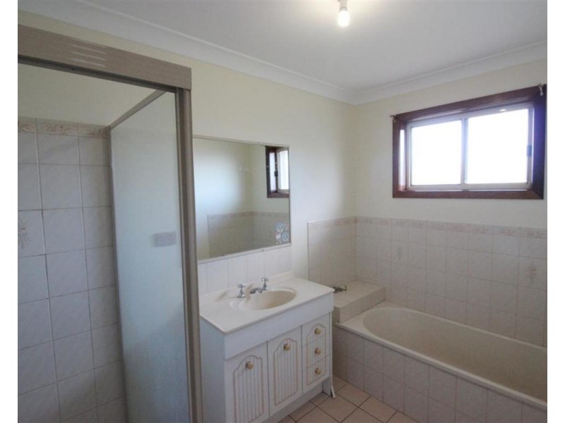 2/5 Budawang Place, Tatton NSW 2650