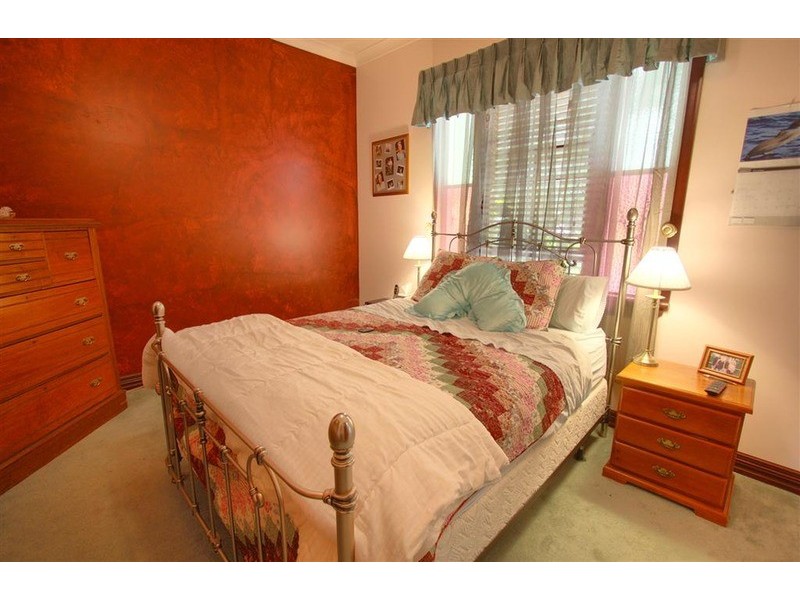 32 Kildare Avenue, Wagga Wagga NSW 2650