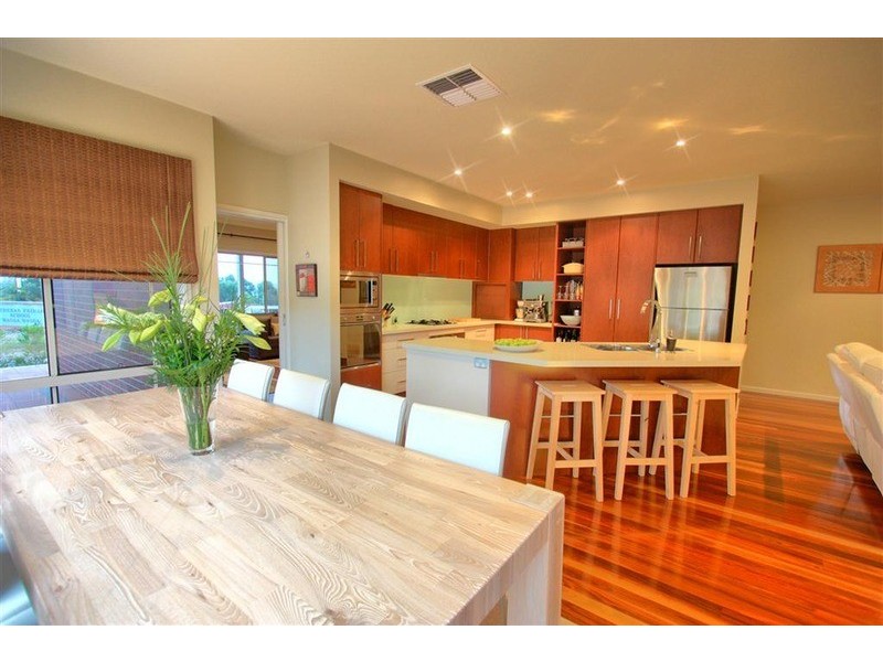 2 Tamar Drive, Tatton NSW 2650