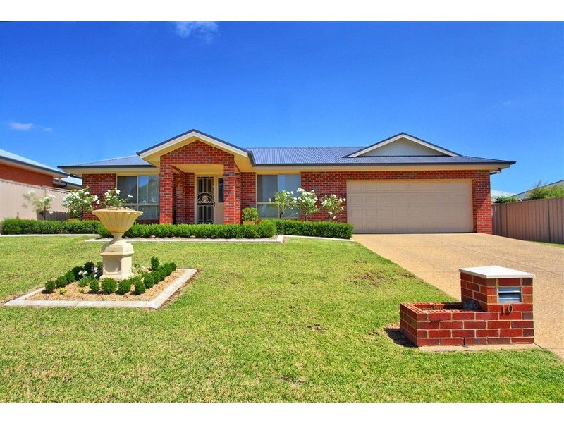 10 Wellington Street, Tatton NSW 2650