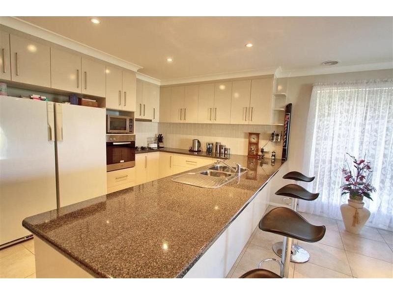 84 Mima Street, Glenfield Park NSW 2650