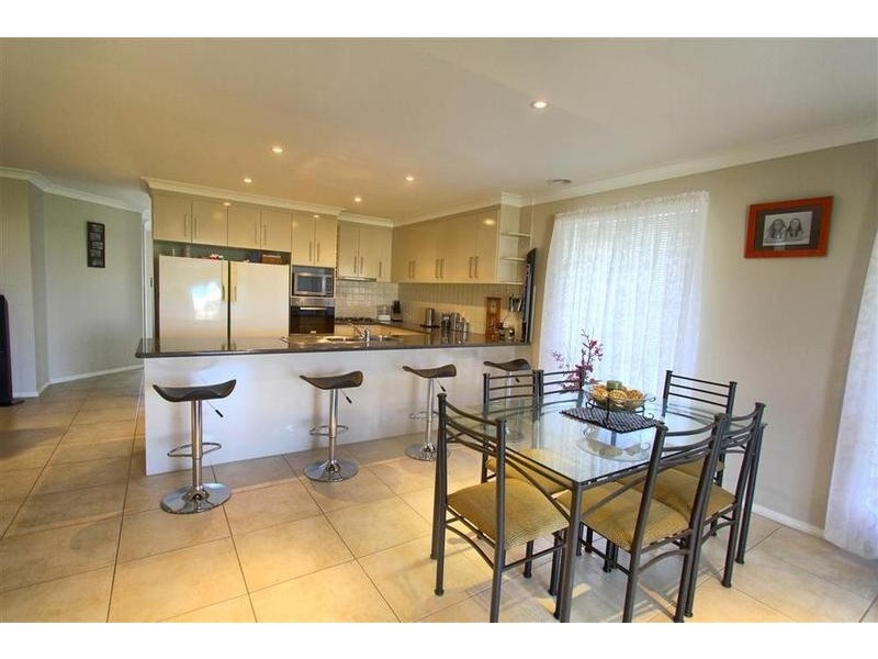 84 Mima Street, Glenfield Park NSW 2650