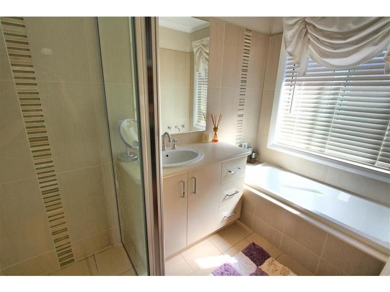 84 Mima Street, Glenfield Park NSW 2650