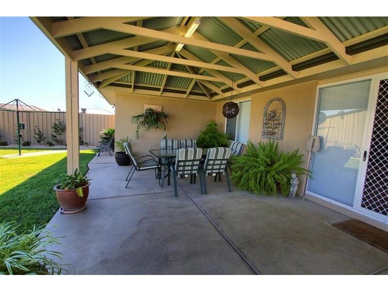 84 Mima Street, Glenfield Park NSW 2650