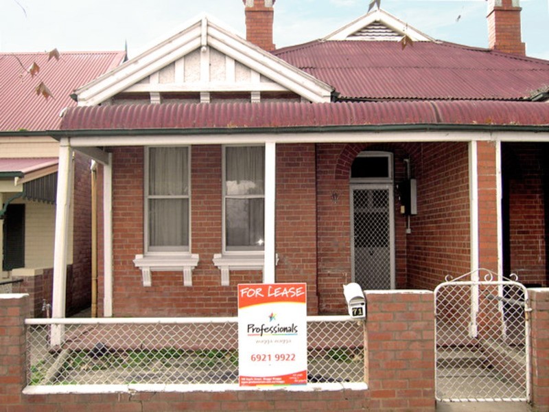 69 Best Street, Wagga Wagga NSW 2650