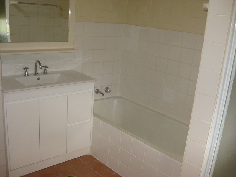 69 Best Street, Wagga Wagga NSW 2650