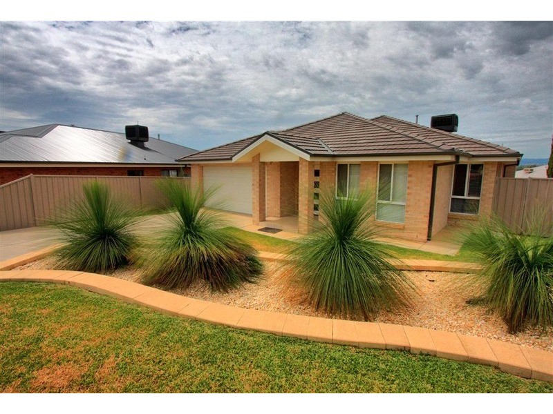 7 Cumberland Court, Tatton NSW 2650