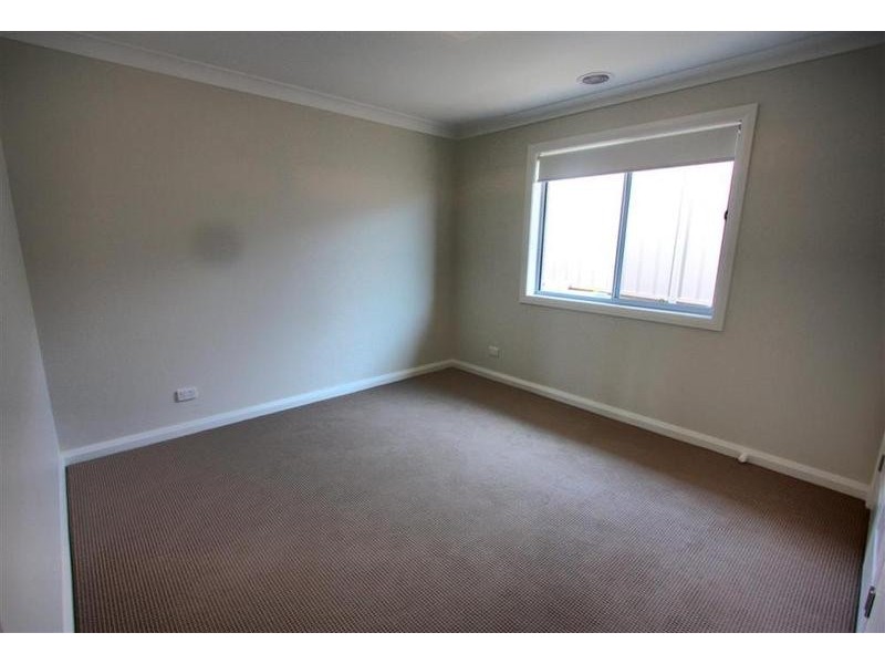 66 Kaloona Drive, Bourkelands NSW 2650