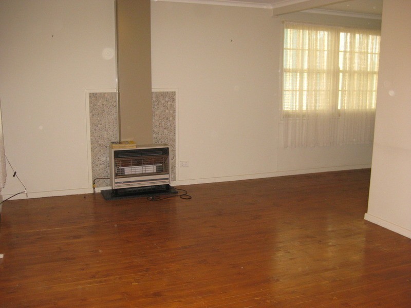 13 Connorton Street, Wagga Wagga NSW 2650