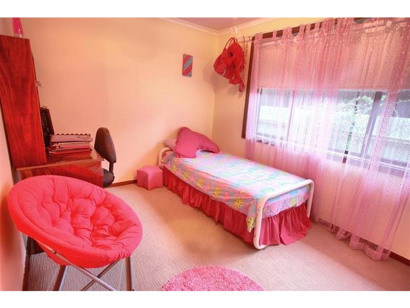 51 Undurra Drive, Glenfield Park NSW 2650