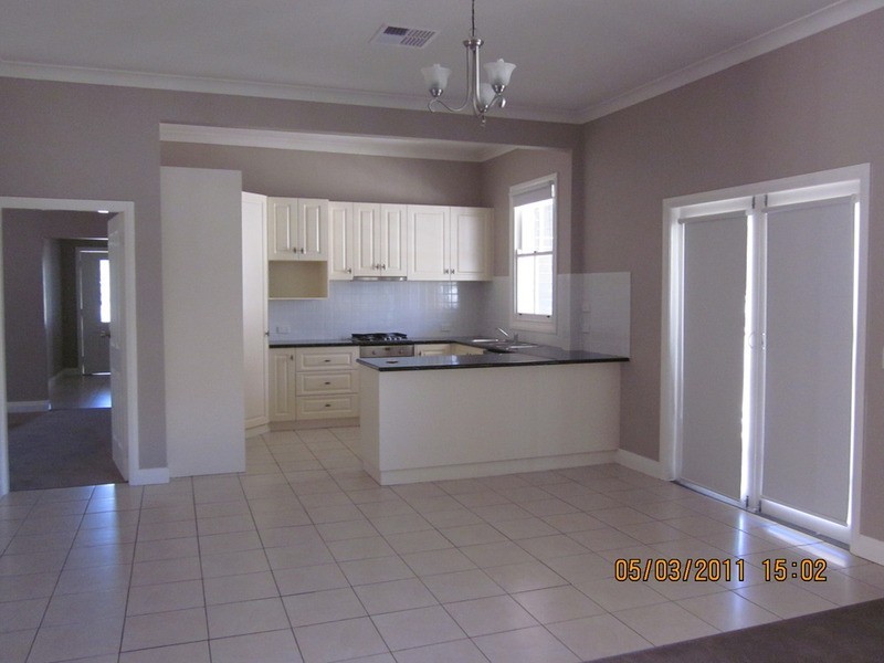 30 Travers Street, Wagga Wagga NSW 2650