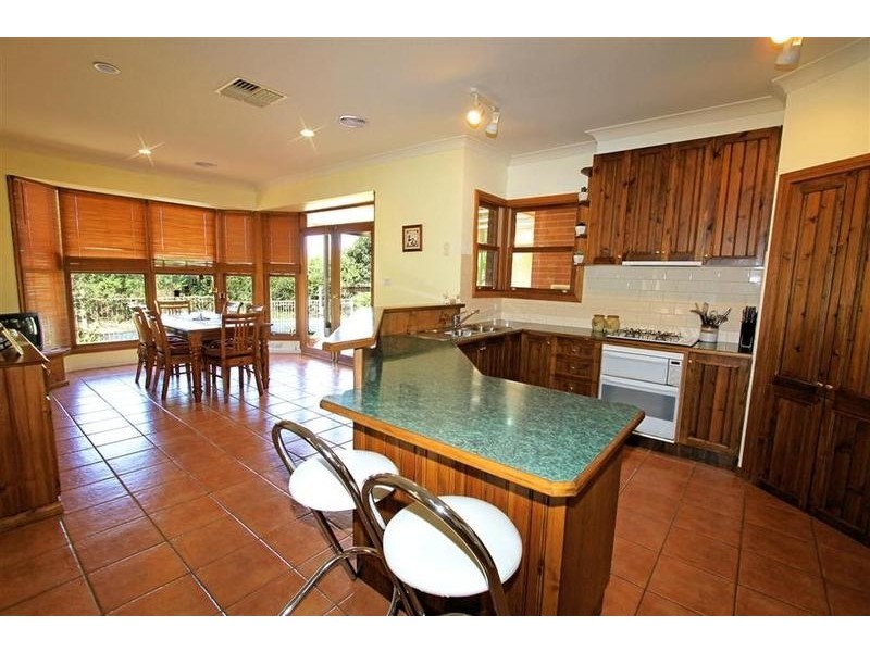 24 Bourkelands Drive, Bourkelands NSW 2650