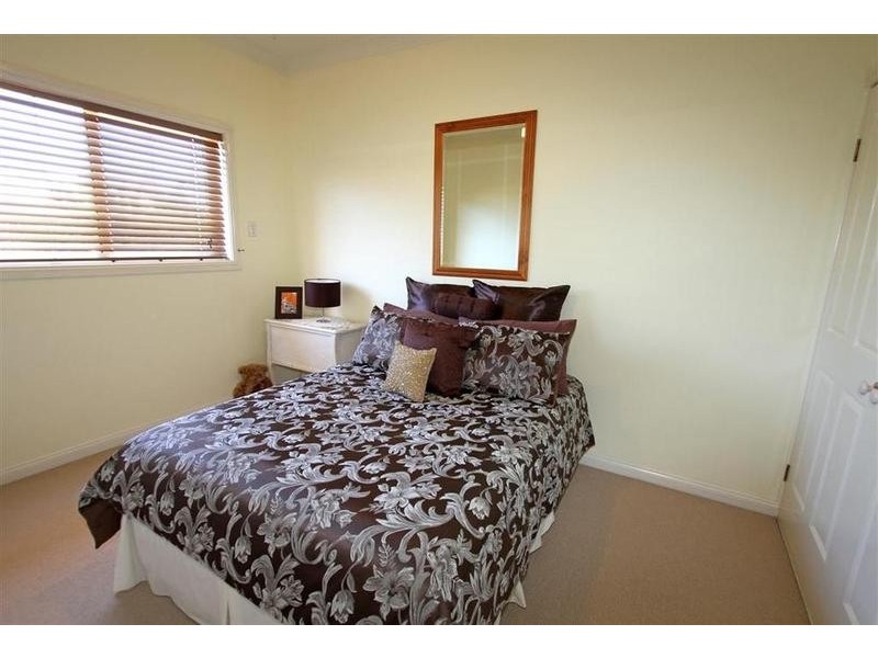 24 Bourkelands Drive, Bourkelands NSW 2650