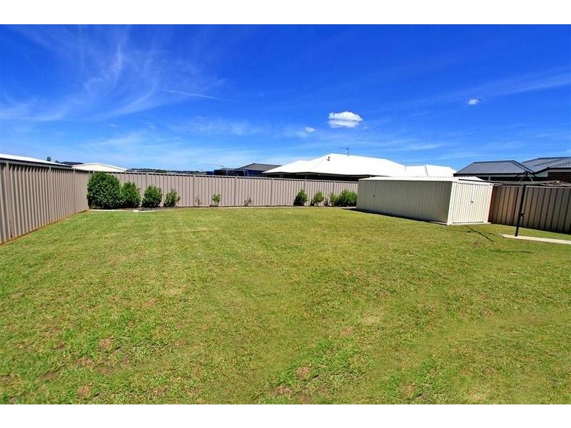 92 Mima Street, Glenfield Park NSW 2650