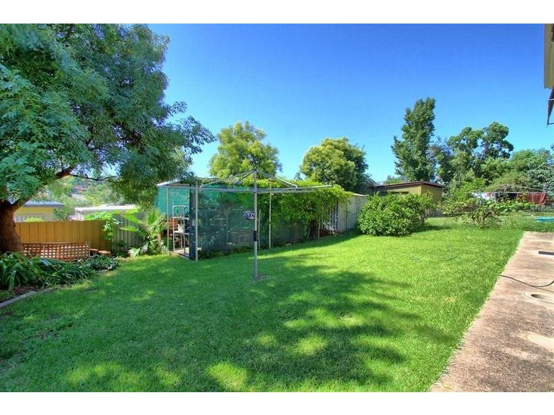 23 Warrawong Street, Kooringal NSW 2650