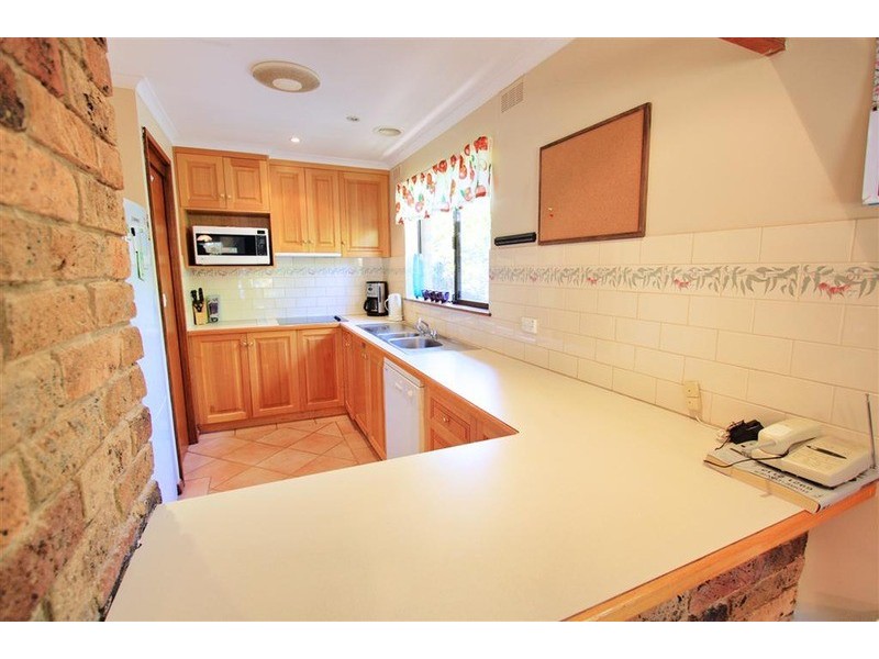 29 Norfolk Avenue, Lake Albert NSW 2650