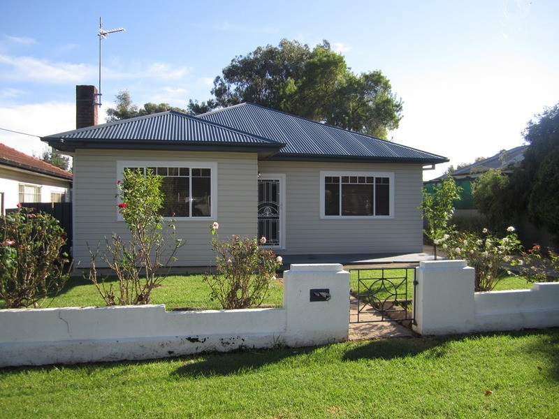 5  Sullivan Avenue, Wagga Wagga NSW 2650